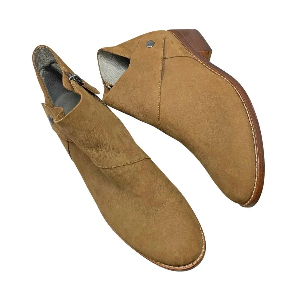 Eileen Fisher Billie Light‎ Espresso Tumbled Nubuck Ankle Booties  NEW